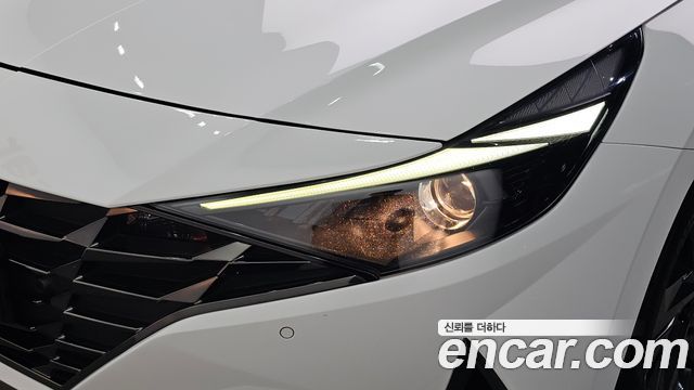 Hyundai AVANTE 2023 — photo 8