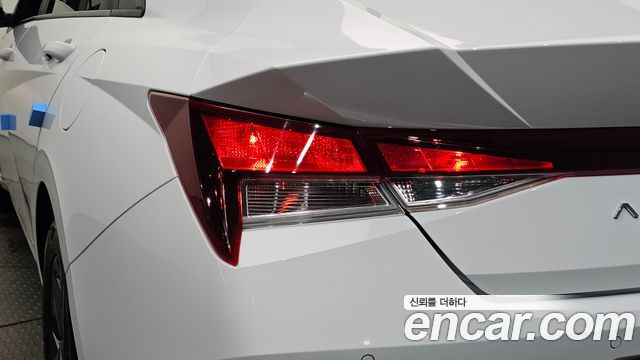 Hyundai AVANTE 2023 — photo 9