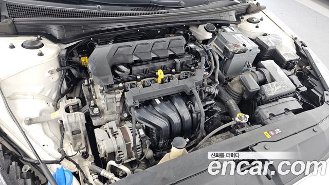 Hyundai AVANTE 2021 — photo 6