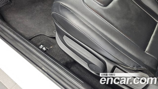 Hyundai AVANTE 2021 — photo 28