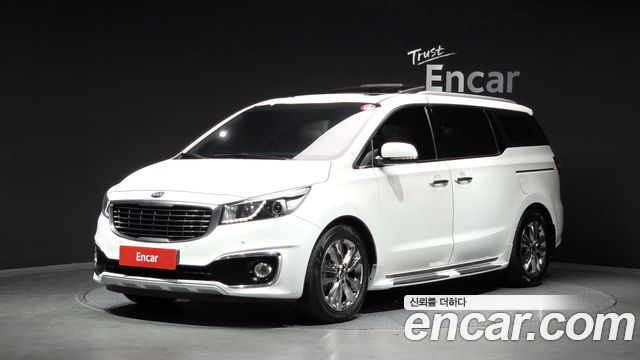 Kia Canival 2015 — photo 1