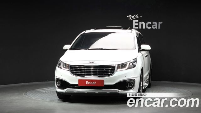 Kia Canival 2015 — photo 3