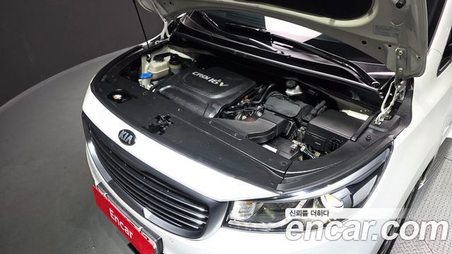 Kia Canival 2015 — photo 6