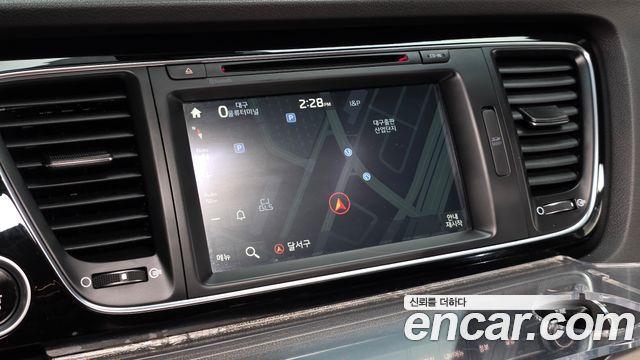 Kia Canival 2015 — photo 13