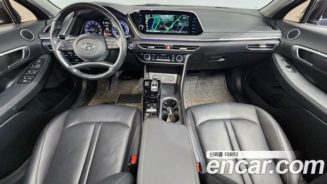 Hyundai Sonata 2022 — photo 10