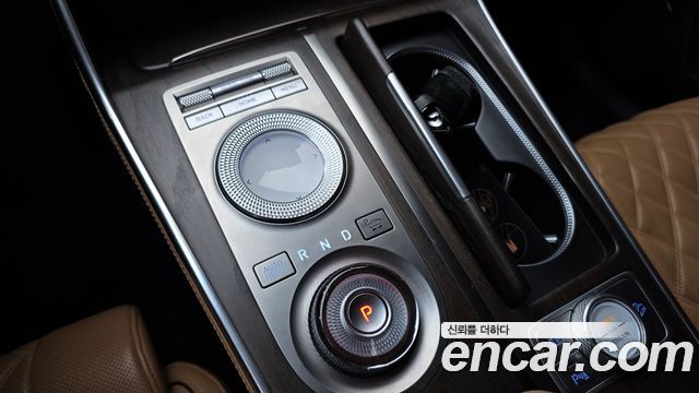 Genesis GV80 2020 — photo 12