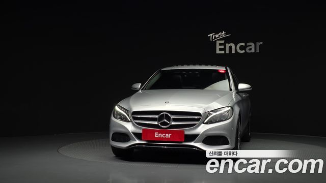 Mercedes-Benz C-Class 2018 — photo 3