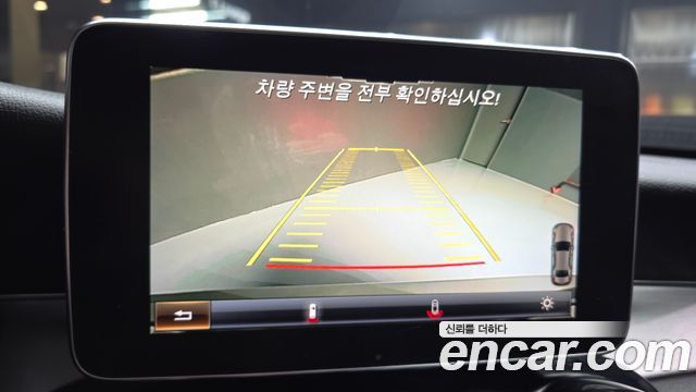 Mercedes-Benz C-Class 2018 — photo 16