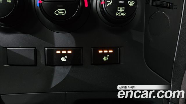 Hyundai Starex 2013 — photo 20