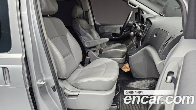 Hyundai Starex 2013 — photo 16