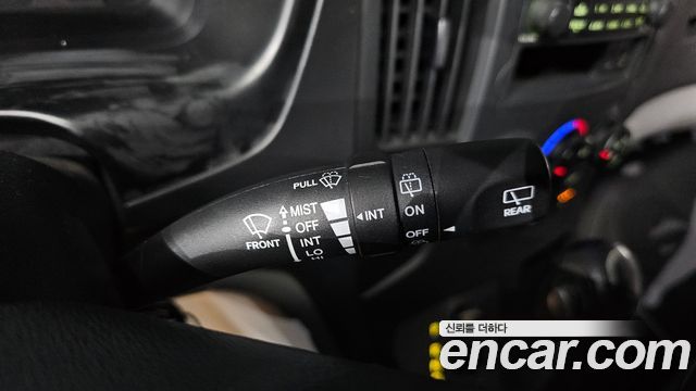 Hyundai Starex 2013 — photo 28