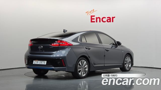 Hyundai Ioniq 2016 — photo 2