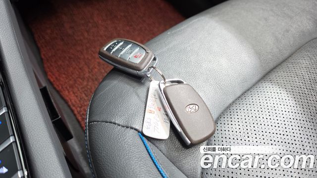 Hyundai Ioniq 2016 — photo 22