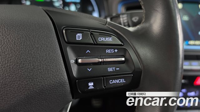 Hyundai Ioniq 2016 — photo 24