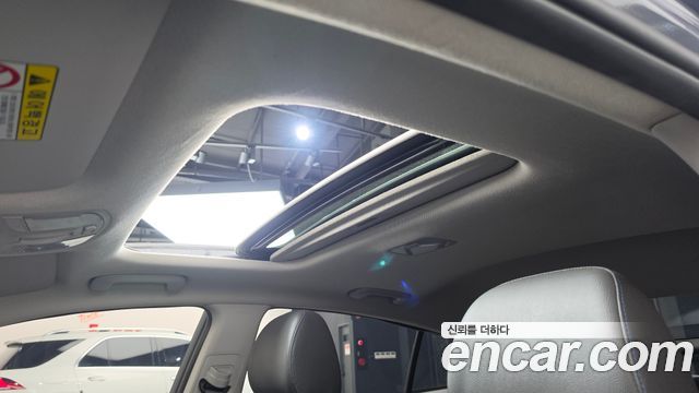 Hyundai Ioniq 2016 — photo 25