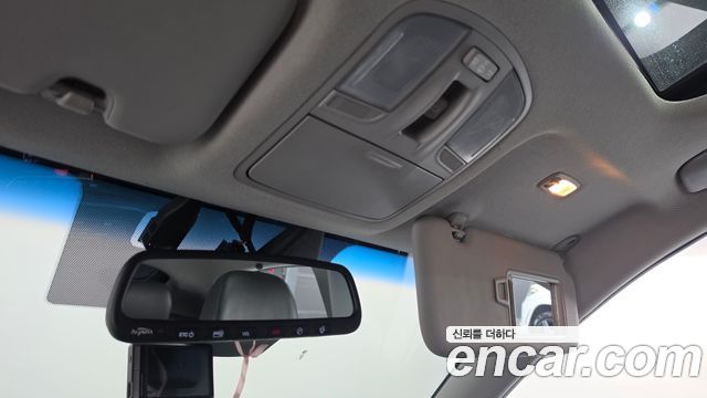 Hyundai Ioniq 2016 — photo 28
