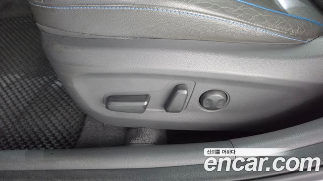 Hyundai Ioniq 2016 — photo 31