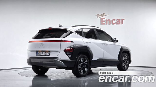 Hyundai Kona 2025 — photo 2