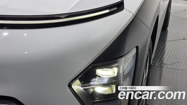 Hyundai Kona 2025 — photo 8