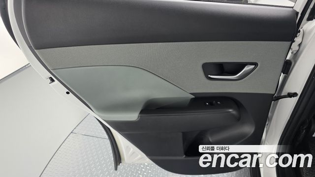 Hyundai Kona 2025 — photo 15
