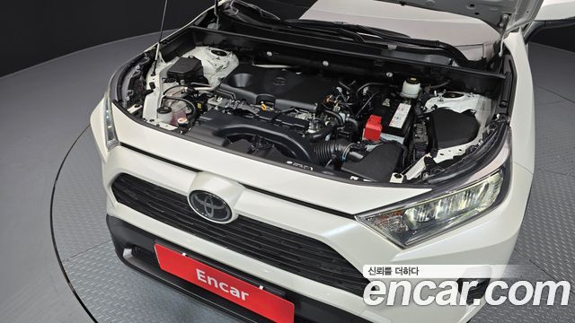Toyota RAV4 2019 — photo 6