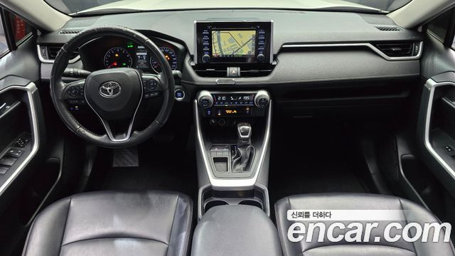 Toyota RAV4 2019 — photo 10