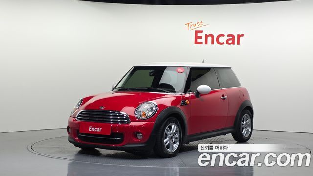 Mini Cooper 2013 — photo 1