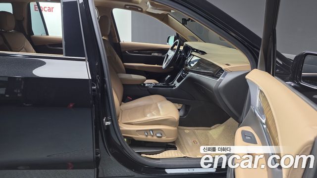 Cadillac XT6 2021 — photo 11