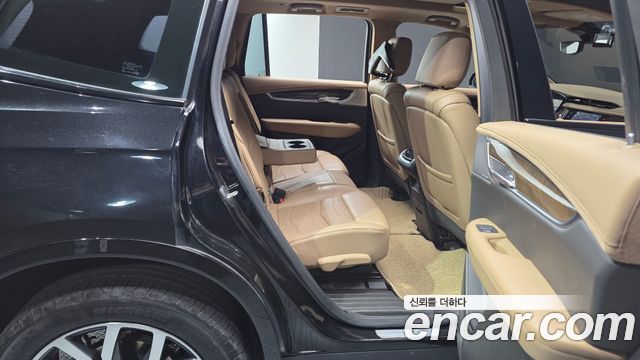 Cadillac XT6 2021 — photo 12