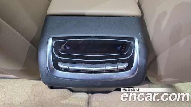 Cadillac XT6 2021 — photo 19