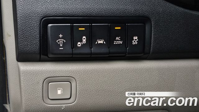 Kia Canival 2020 — photo 13