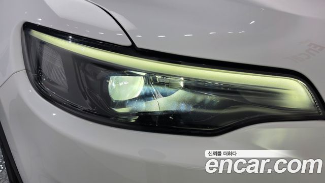 Jeep Cherokee 2019 — photo 8