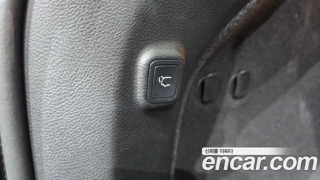 Jeep Cherokee 2019 — photo 30