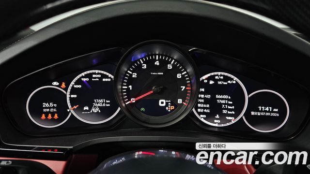 Porsche Cayenne 2022 — photo 11