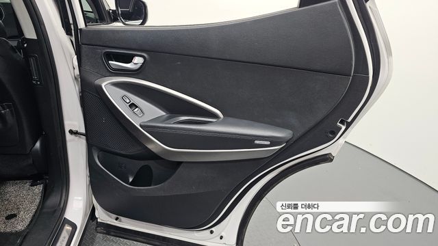 Hyundai Santafe 2014 — photo 15