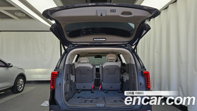 Kia Canival 2025 — photo 23