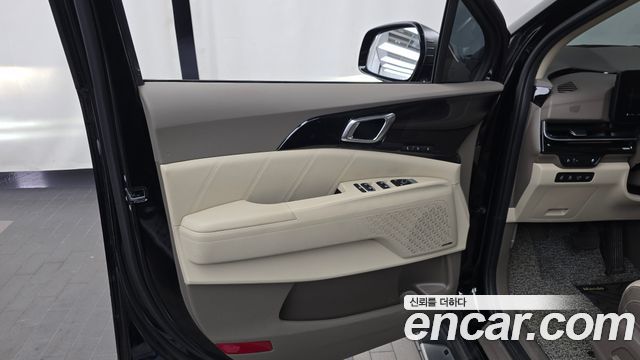 Kia Canival 2025 — photo 14