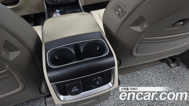 Kia Canival 2025 — photo 31