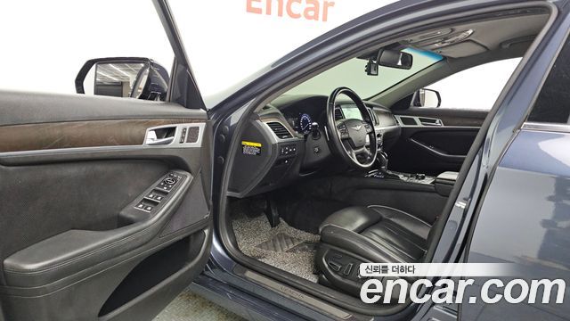 Hyundai Genesis 2016 — photo 13