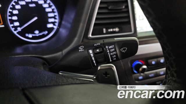 Hyundai Genesis 2016 — photo 31