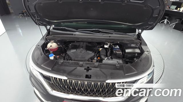 Kia Canival 2021 — photo 6