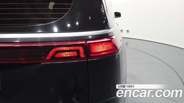Kia Canival 2021 — photo 9