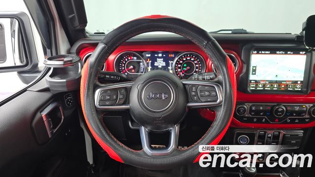 Jeep Wrangler 2022 — photo 19