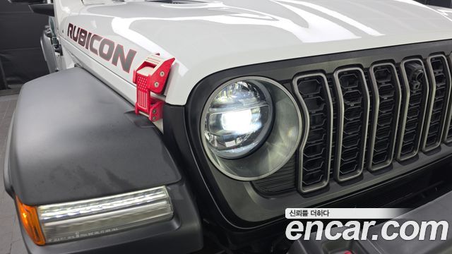 Jeep Wrangler 2022 — photo 8