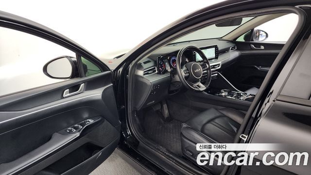 Kia K5 2022 — photo 13