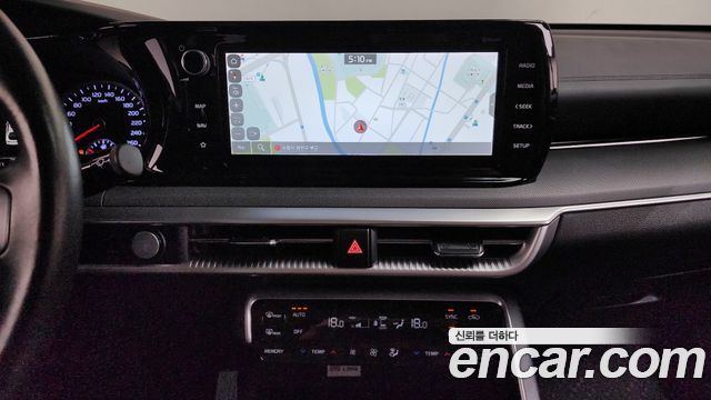 Kia K5 2022 — photo 19