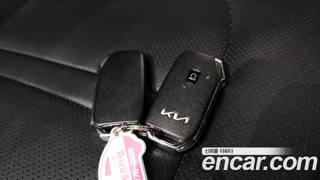 Kia K5 2022 — photo 22