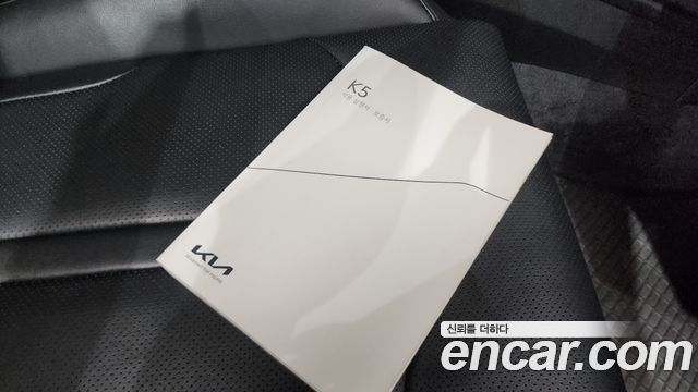 Kia K5 2022 — photo 25