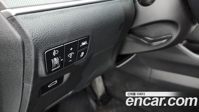Kia K5 2022 — photo 27