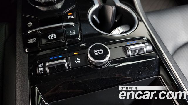 Kia K5 2022 — photo 28
